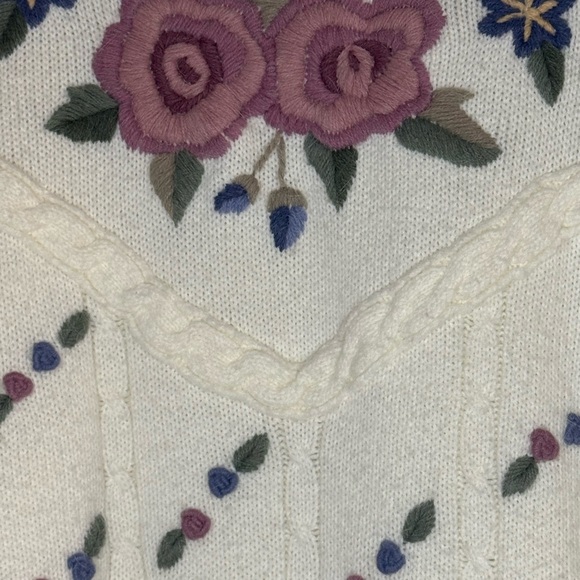 Alfred Dunner Vintage Cream Floral Embroidered Sweater Knit 80s 90s Cottagecore - Picture 2 of 6